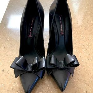 STEVEN by Steve Madden black Point High Heels 👠 size 8.5